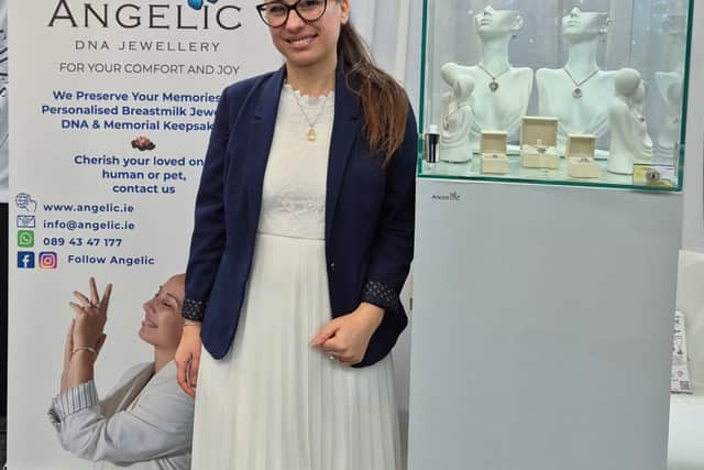 Her bespoke jewellery pieces are designed to preserve meaningful memories by incorporating personal elements such as breastmilk, hair, ashes or flowers into handcrafted silver and gold jewellery.