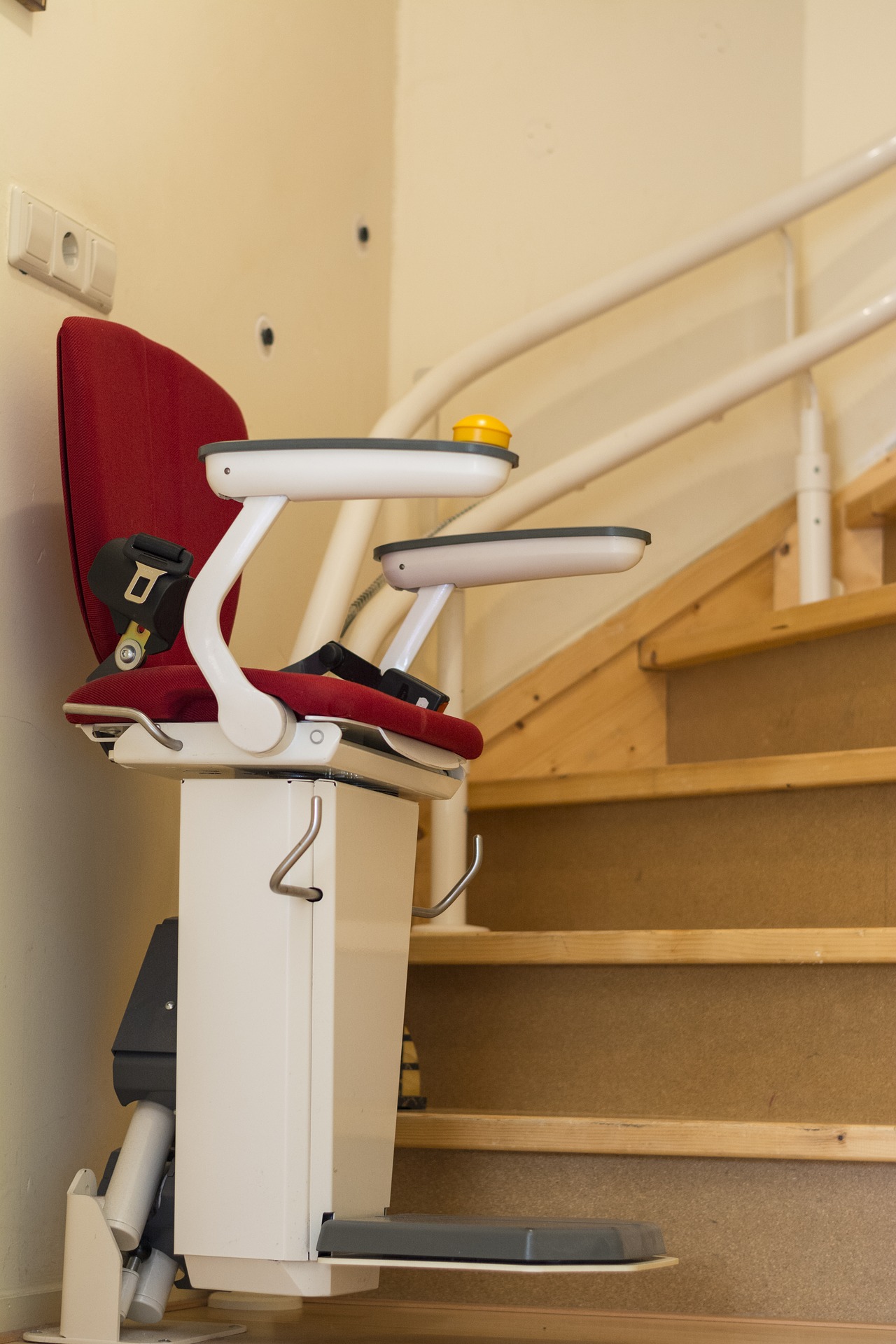 The Housing Adaptation Grant helps people to make changes and adaptations to their home