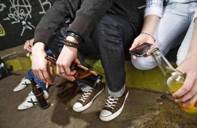 Gardaí are asking the public to call them immediately if they see incidents of anti social behaviour.