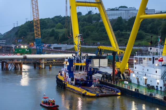 “Also, from the day the HEBO floating crane was towed from Belgium to the North Quays, the sense of excitement and anticipation was palpable, as evidenced by hundreds of spectators lining the quays to see a piece of history being made. For that I would like to thank Victor Buyck manufacturers, Qualter, Hall & Co. and of course, the tugboat crews and crane operators.”