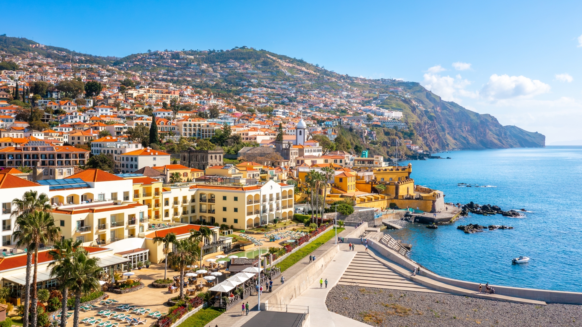 Shannon Airport gets new direct flight to sunny holiday hotspot