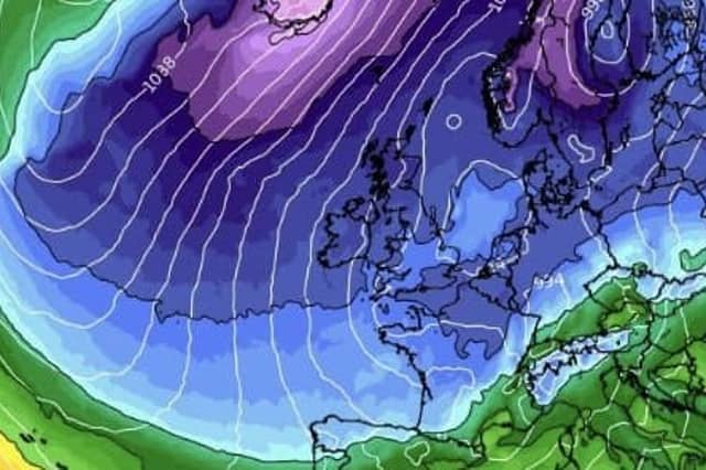 Met Éireann weekend snow update as 'Arctic airmass' bears down on Ireland