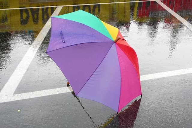 A status orange wind warning has been issued for Mayo and Galway for this Sunday afternoon while a national status yellow warning will come into effect in Waterford and across the country from 10am