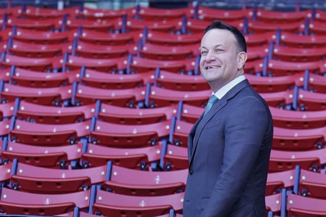 He was toured around the “warning track” of the outfield towards Fenway Park’s famous “Green Monster”, which is one of the highest walls among Major League Baseball fields.