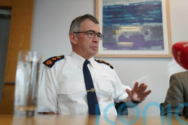 Speaking to RTE Radio’s This Week programme, Ms McEntee said the various Garda representative organisations are continuing to meet Mr Harris.