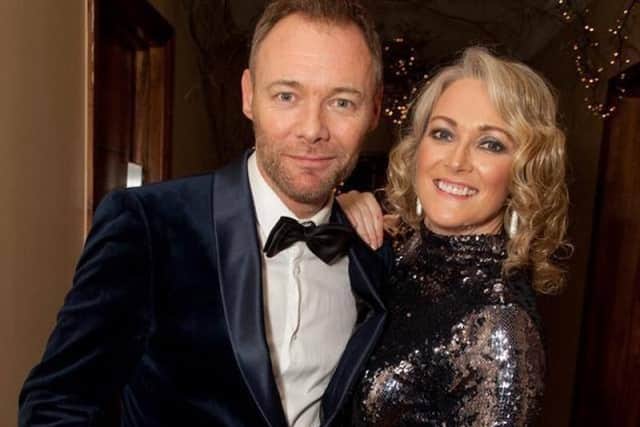 This host of amazing stars are all thrilled to be able to gather together to join with the people of Waterford in wishing the much loved Louise a very happy 35th anniversary in country music. 