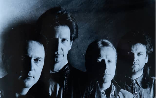 Bagatelle album cover.