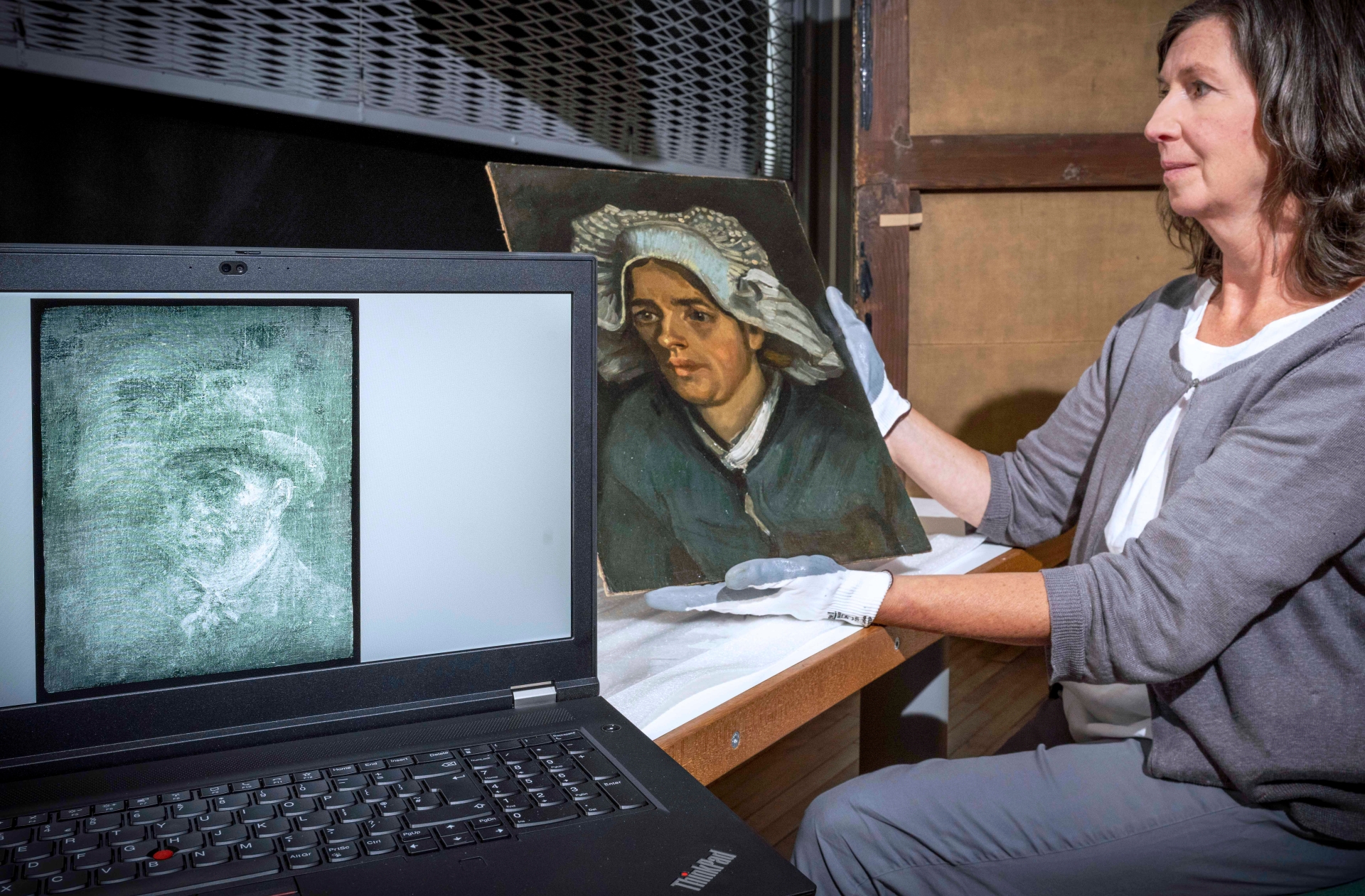 A painting that is “most certainly” a previously unknown self-portrait of Vincent Van Gogh has been discovered by the National Galleries of Scotland.
