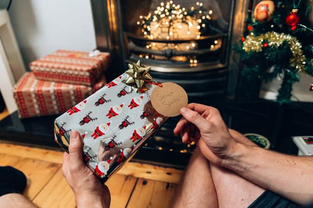 Speak to your friends and family members about placing a budget cap on gifts. This will make it easier for you to avoid overspending, and it will also ensure there are no awkward moments when gifts are exchanged on Christmas day!