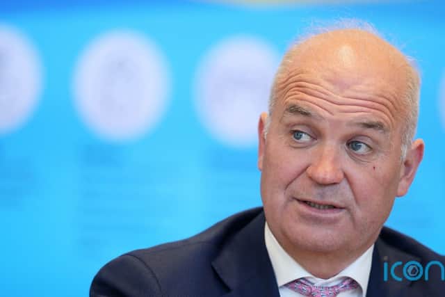 Mr Martin said that the advice, which will not be placed on a legal footing, had been taken due to the high volume of travel between the two countries.