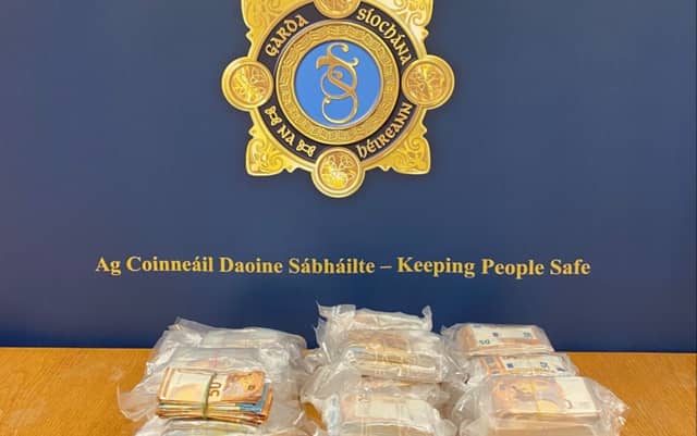 Three men arrested after a cash sum of €414,000 seized by Gardaí