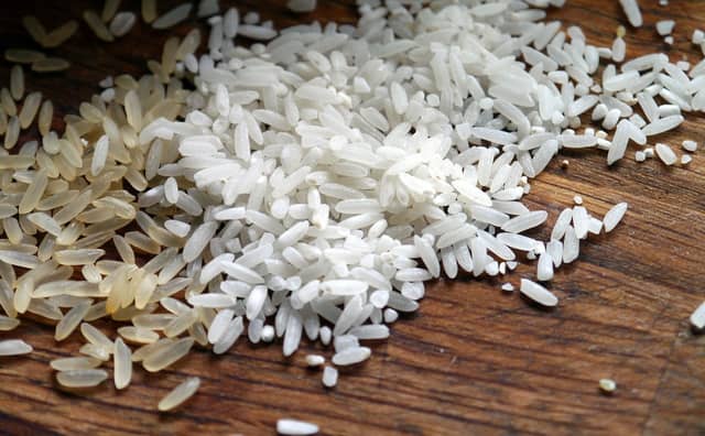 ALERT: Irish supermarket chain pulls rice from shelves over wood fragment fears