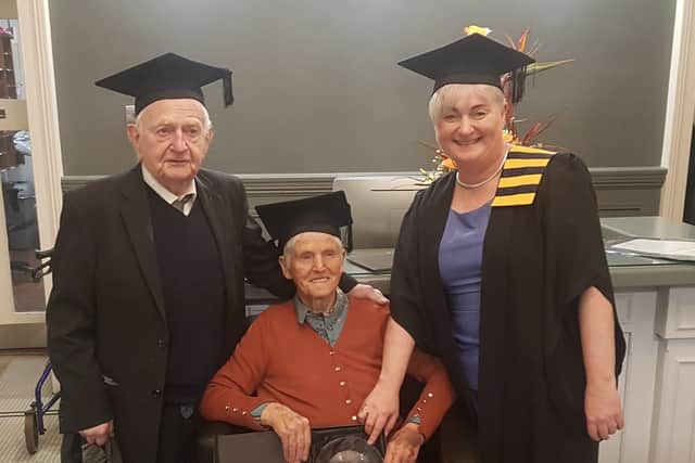“The course was a huge distraction. I didn't have time to think about cancer because of all the assignments. Anyone going through cancer should consider doing some sort of course,” she advises.