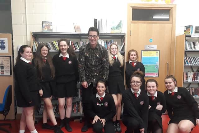 Presentation Secondary School, Waterford, was delighted to have the legendary Niall de Búrca , Ireland’s finest seanchaí, at the school recently. De Búrca, who has travelled the world as a storyteller, had students and staff in the palm of his hand as he mesmerised them with a variety of tales during three workshops in the school library. “An té a bhíonn siúlach, bíonn scéalach”, as the seanfhocail goes, and he certainly has a wealth of tales to tell!