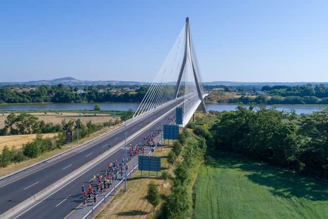 The huge crowd of spectators didn’t have long to wait to witness the class of Raheny Shamrocks’ Freddie Stukk. Freddie flew around the half marathon course in 1:11.31, ahead of last year’s winner Trevor Power of Waterford AC.