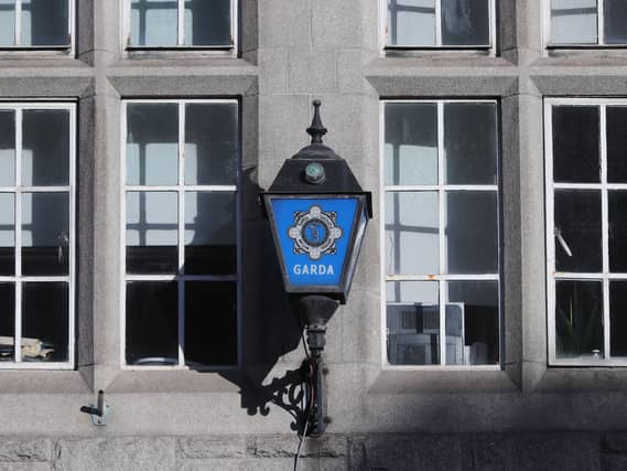 A stock picture of the Garda badge logo on Dublins Pearse Street Station
