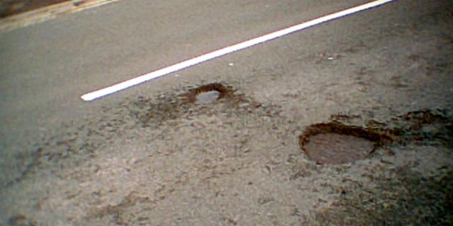 Pothole tracking website set up after person's tyre was 'wrecked' after hitting pothole in Waterford