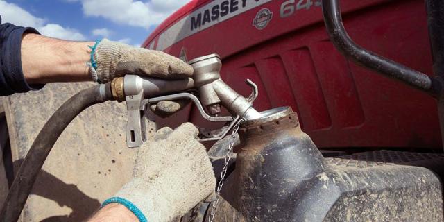 Waterford farmers urged to 'act now' as fuel costs surge after oil shock