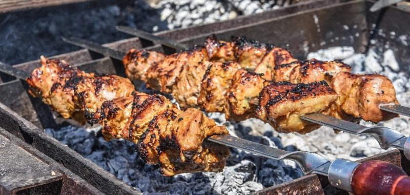 Hosting a Waterford summer barbeque? Here's how to  protect yourself from food poisoning