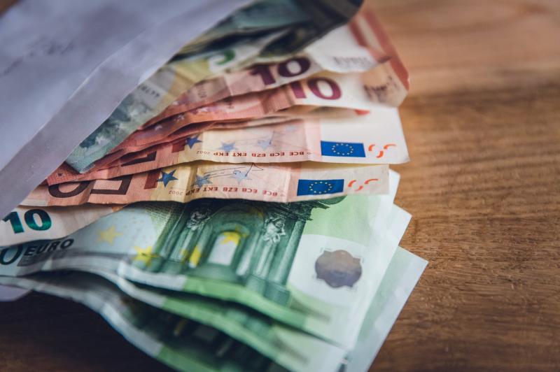 Humphreys announces over €320,000 to help Waterford voluntary groups with energy costs