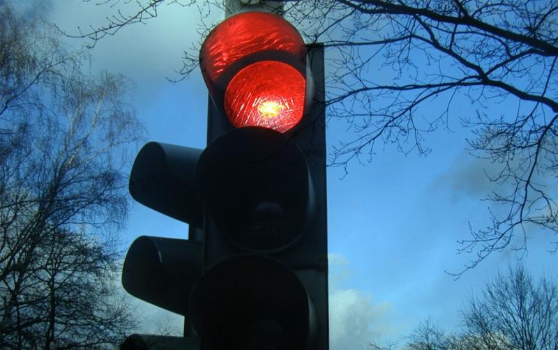 Road Alert - Traffic lights in operation to facilitate roadworks