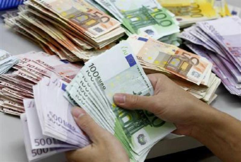 Nine men's sheds in Waterford receive grants to help with running costs