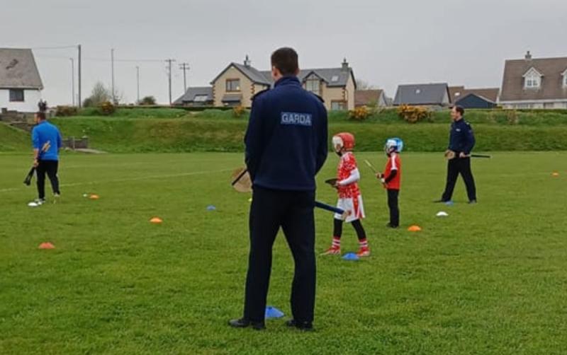 Waterford Gardaí train with future hurling stars of Passage East!