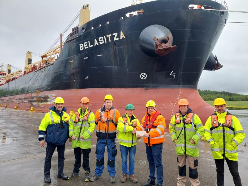 Mooring linesman at Port of Waterford retires after more than four decades of service
