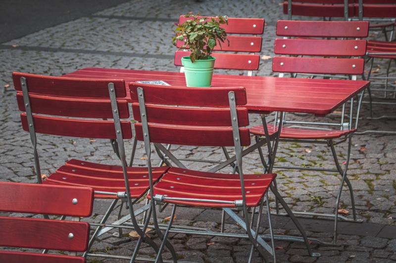 Waterford council approves licence for outdoor seating area at popular pub