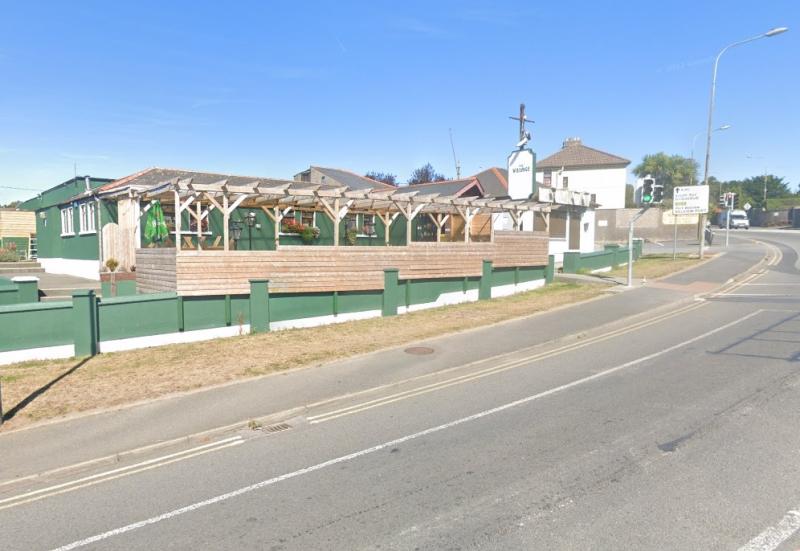 Appeal lodged over plan for new apartments at site of  pub in Waterford city 