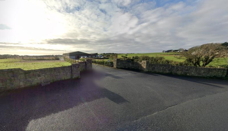 Decision to refuse permission for new telecommunications mast in seaside town appealed
