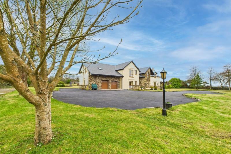 PICTURES: Picture perfect home in Waterford comes with perks but with a hefty price tag