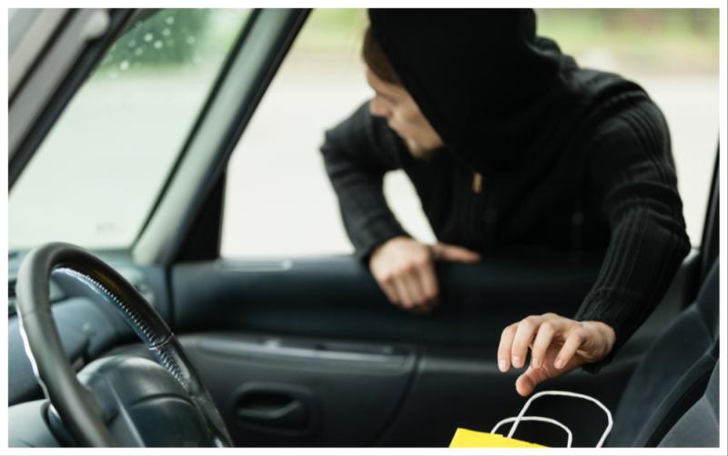 Gardaí issue warning after laptop stolen from parked car in Waterford overnight