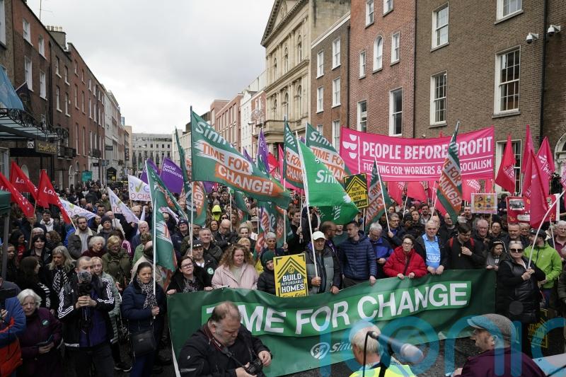 Impassioned protesters decry end of eviction ban