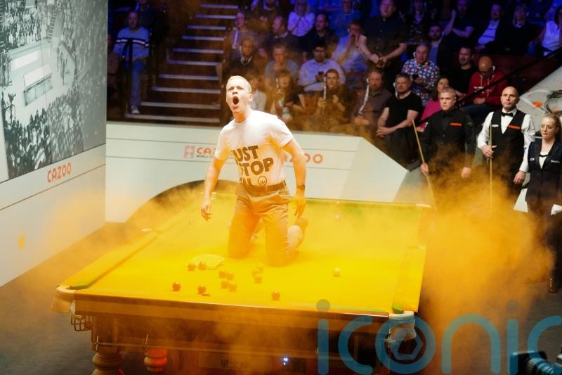 WATCH: Protesters force stoppage at World Snooker Championship